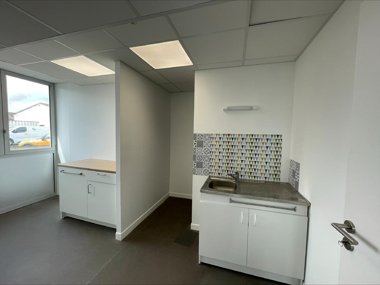 Bureau Rennes 510m² Location bureau Rennes Ille-et-Vilaine OLBUR2419567 0